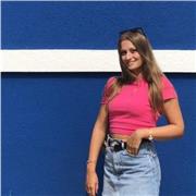 Sono una studentessa di Giurisprudenza e da circa 7 anni aiuto studenti in diverse materie, principalmente latino e italiano